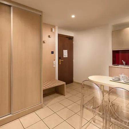 ホテル Alexandra Hotel&apartments コス・タウン