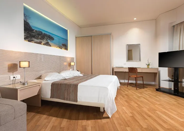 Hotell Alexandra Hotel&apartments 4*