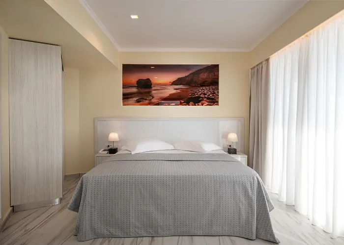 Alexandra Hotel&apartments Hotell