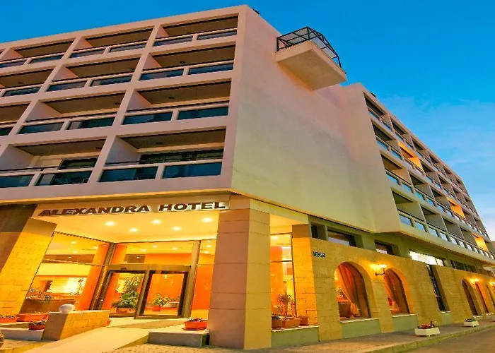 Alexandra Hotel&apartments Hotell