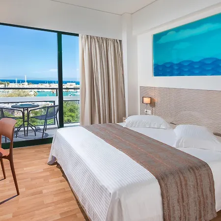 Alexandra Hotel&apartments מלון העיירה קוס