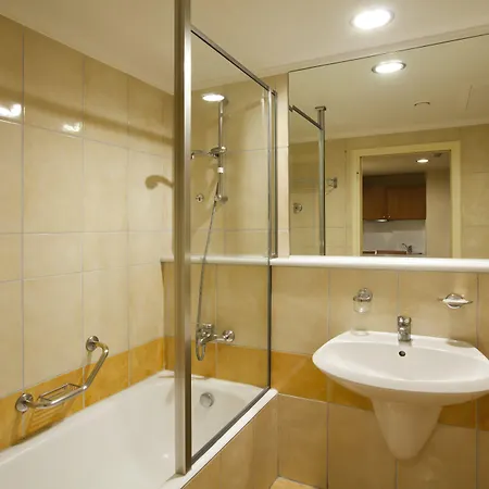 Alexandra Hotel&apartments 호텔 코스 타운