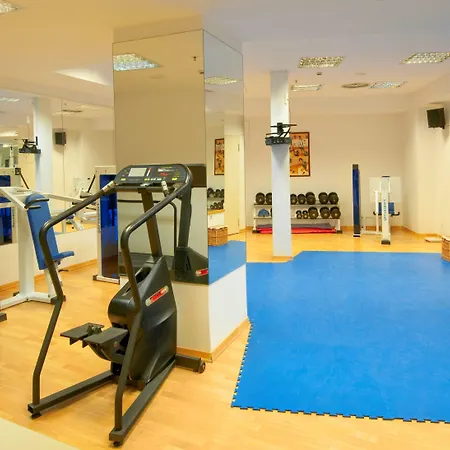 Отель Alexandra Hotel&apartments 4*