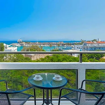 Hotel Alexandra Hotel&apartments 4*