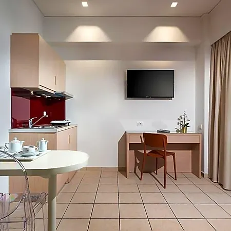 Alexandra Hotel&apartments