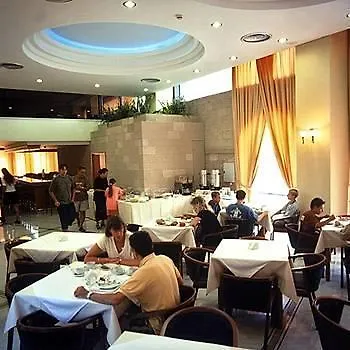 Alexandra Hotel&apartments Отель 4*