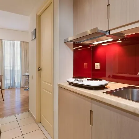 Alexandra Hotel&apartments העיירה קוס