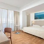 Alexandra Hotel&apartments Ξενοδοχείο 4*