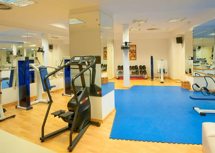 Hotel Alexandra Hotel&apartments 4*